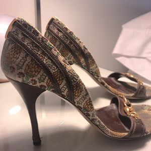Gucci high heeled sandals